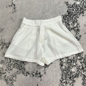 Krewe Du Q White Linen Shorts Pleated Lightweight Summer Womens Size Medium